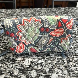 Vera Bradley purse